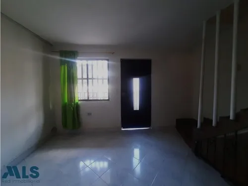 Buena Ubicación(mls#253704)