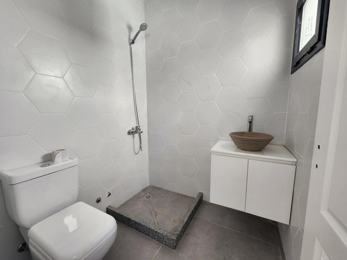 Casa En Venta En San Matias 5 Amb Jardin Y Parrilla, Hermosa Orientacion Se Termina En 20 Dias!