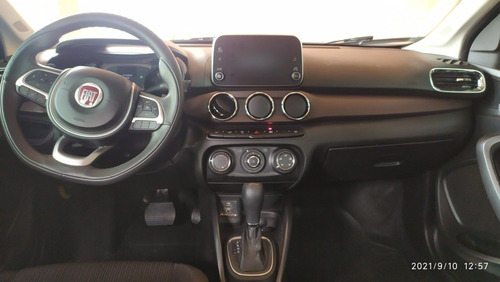 Imagem 3 de 9 de Fiat Cronos 2019 1.8 Precision 16v Flex Aut. 4p