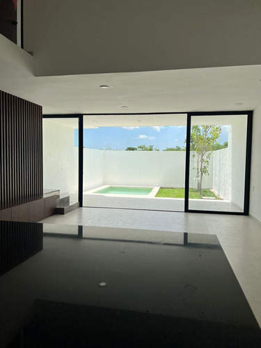 Townhouses En Venta Al Norte De Mérida De 2 Recámaras .