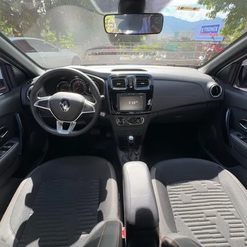 Renault Stepway 1.6 Intense Automática