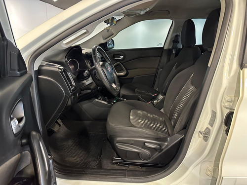 Fiat Toro 1.8 Endurance 16v Flex 4x2 Aut. 4p