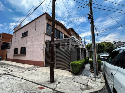 Casa En Venta, En Privada En Jardín Balbuena
