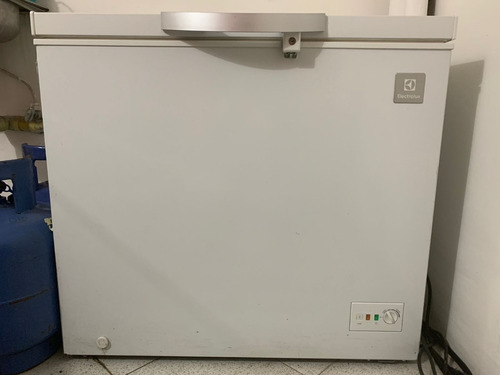 Congelador Electrolux 200 Litros