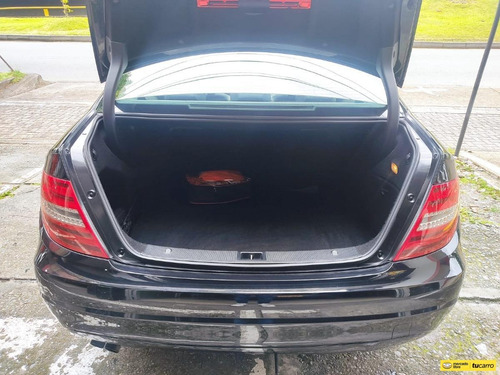 Imagen 14 de 14 de Mercedes Benz Clase C 180 1.8 Turbo