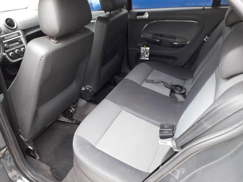 Volkswagen Gol Trend 1.6 Pack Iii 101cv 2010