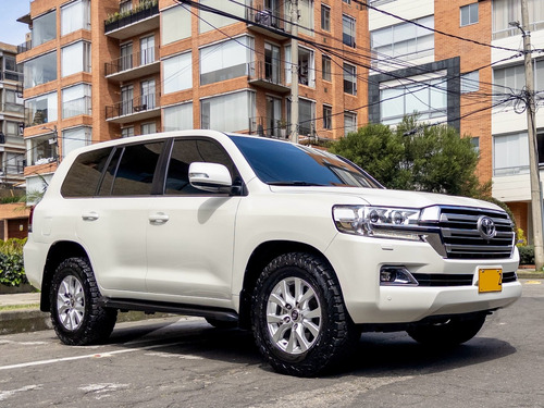 Toyota Land Cruiser 4.5 Imperial Fl Lc200 Diésel