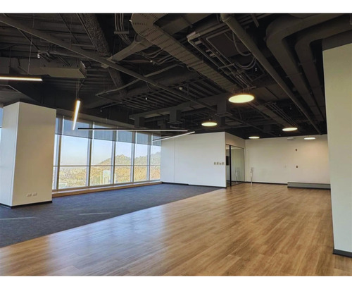 Arriendo De Oficinas Gran Torre Costanera. Desde 1.000 M2