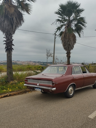 Imagem 12 de 14 de Chevrolet Luxo