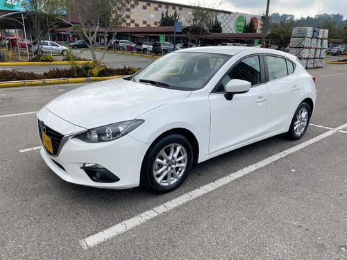 Mazda 3 2.0 Touring