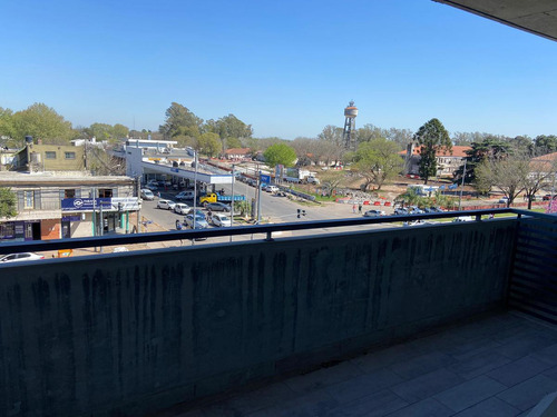 Av San Martin Al 1300 Venta Departamento 2 Dormitorios En Granadero Baigorria