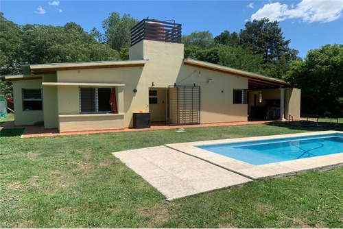 Imagen 1 de 27 de Venta Casa De 3 Dormitorios Con Pileta