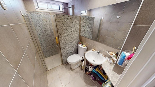 Imagen 5 de 24 de Amplio 4 Ambientes Tipo Duplex, Con 3 Baños Y Terraza Propia Con Parrilla.