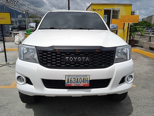 Imagen 2 de 12 de Toyota Hilux