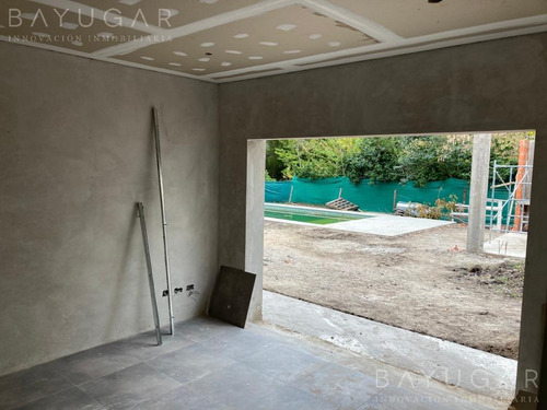 Venta - Excelente Casa A Estrenar En Sausalito - Bayugar Negocios Inmobiliarios