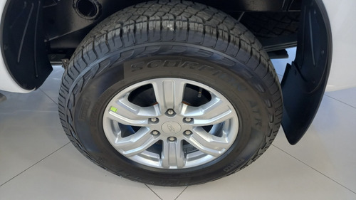 Imagen 10 de 16 de Ford Ranger Xlt 3.2 At (financia $4.000.000 Con Tasa 19.90%)
