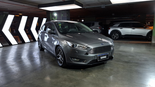 Ford Focus III 2.0 Titanium At