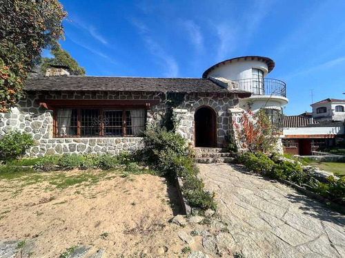 Casa En Inmejorable Ubicación, Algarrobo (68693)