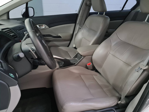 Imagem 8 de 12 de Honda Civic 2.0 Lxr 16v Flex 4p Automático