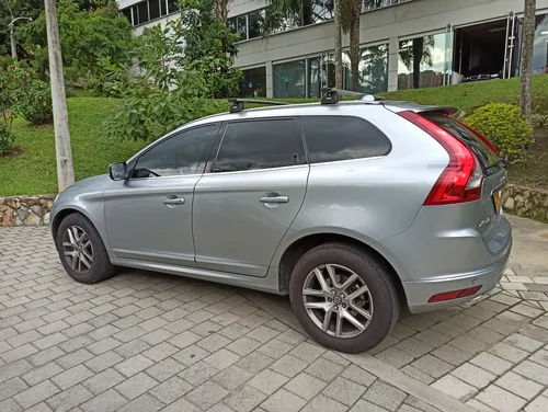 Volvo XC60 2.0 T5 Awd Summum