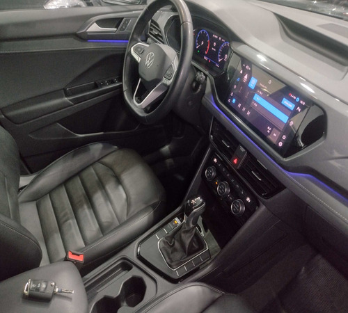 Volkswagen Taos 1.4 250 TSI TOTAL FLEX HIGHLINE AUTOMÁTICO