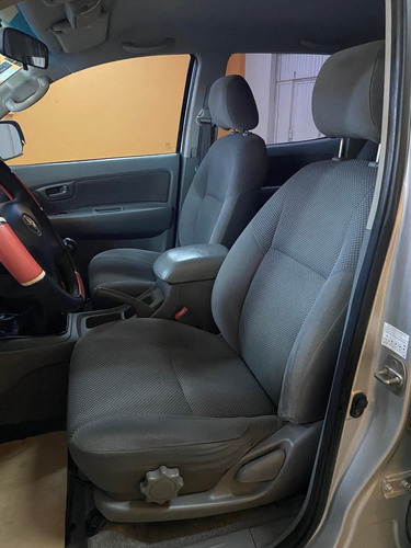 Imagen 6 de 9 de Toyota Hilux 3.0 Cd Srv 4x2 Modelo 2007