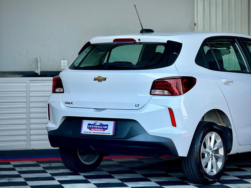 Chevrolet Onix HATCH LT 1.0 12V Flex 5p Mec.