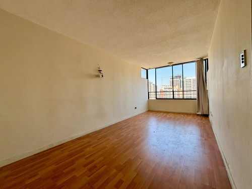 Se Vende A Pasos Parque Bustamante, 3 Dormitorios, Santiago
