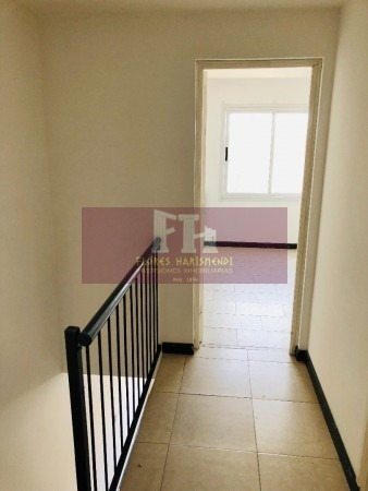 Imagen 17 de 22 de Fh Ph En Duplex Primer Piso Por Escalera, Impecable.