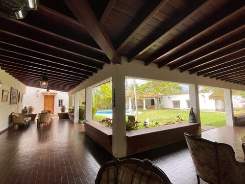 Imagen 20 de 24 de Se Vende Casa 800 M² 8h/10b/10p Cerro Verde