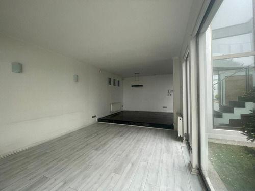 Se Vende Hermosa Casa En Exclusivo Sector De Concón