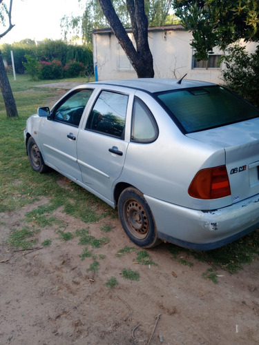 Volkswagen Polo Classic 1.6 Mi