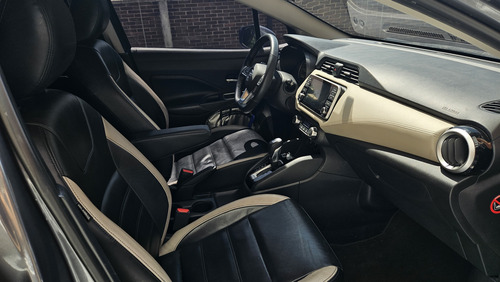 Nissan Versa Exclusive