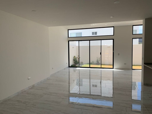 Imagen 7 de 26 de Se Renta Casa En La Condesa Juriquilla, 3 Recamaras, Roof Ga