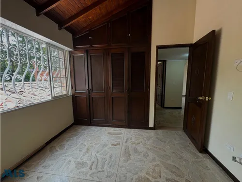 Venta De Casa En Envigado, El Escobero Barte Baja(mls#250854)