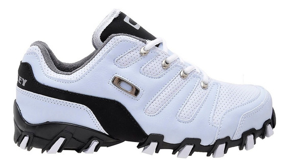 Facilitar autobiografia chaminé tenis oakley 6.0 - tatosbotao.com