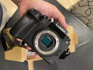 Mirrorless Digital Camera