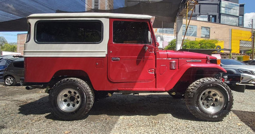 Toyota Land Cruiser Fj 2.0 Mt 267952 Km Rojo 4x4