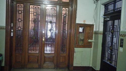 Imagen 2 de 12 de Av. De Mayo Y Peru, Excelente Oficina, Ideal Atelier!!!