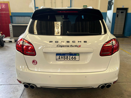 Porsche Cayenne 4.8 V8 Turbo S 5p