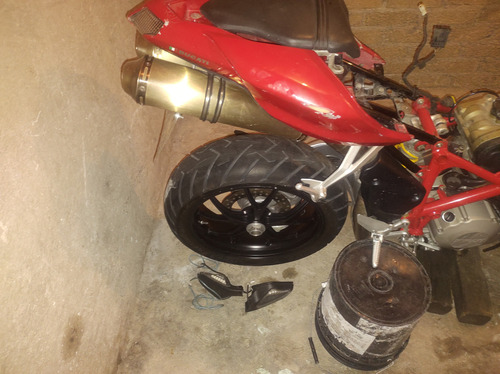 Se Vende Por Partes