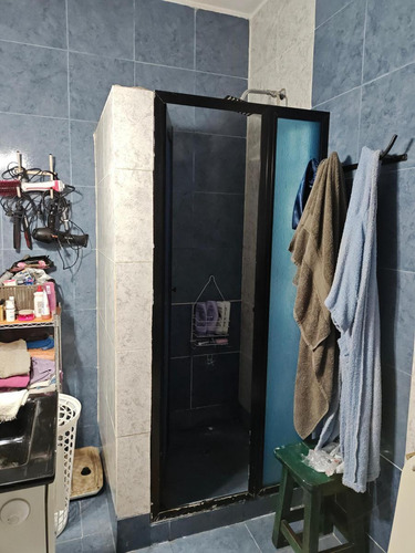 Casa En Venta - 3 Dormitorios 2 Baños - Sarandí