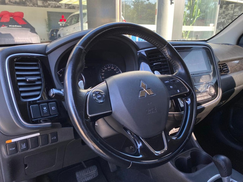 Mitsubishi Outlander 2.2 4X4 16V DIESEL 4P AUTOMÁTICO