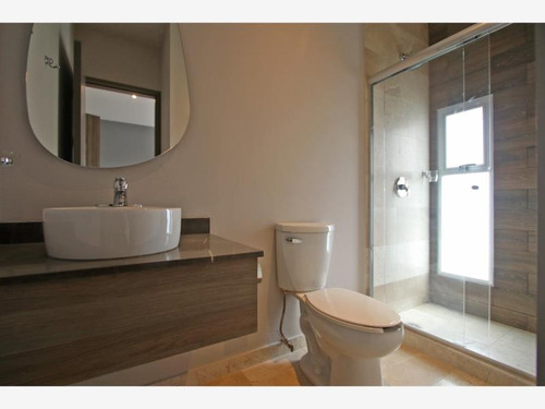 Imagen 5 de 10 de Casa Sola En Venta Santa Maria Xixitla