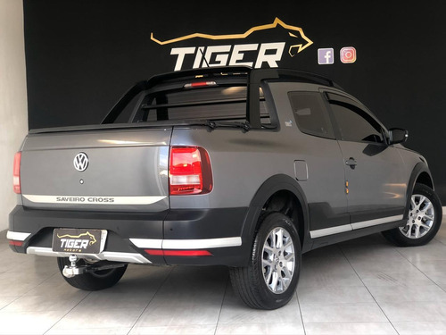 Vw Saveiro 1.6 Cabine Dupla Cross 2017 Apenas 7.000km