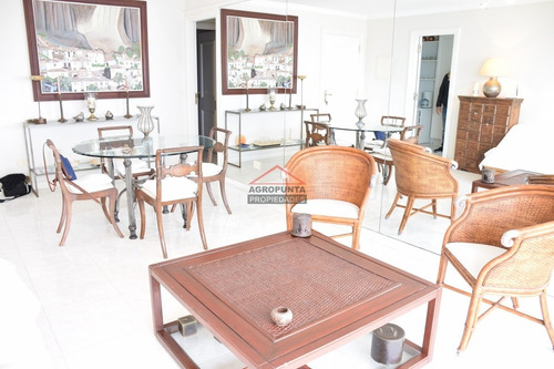 Hermoso Clásico Apartamento 3 Dormitorios - Alquiler Temporada- Ref: 5289