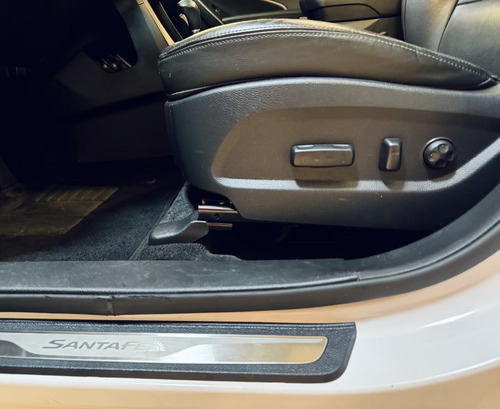 Hyundai Santa Fe 3.3 MPFI 4X4 7 LUGARES V6 270CV GASOLINA 4P AUTOMÁTICO