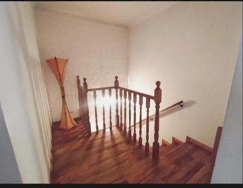 Venta De Casa Beccar 6 Ambientes Con Enorme Jardin