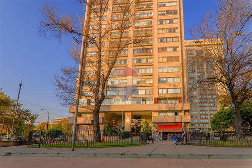 Excelente Oportunidad Para Inversión!! Las Condes,