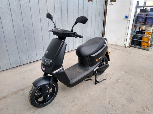 Imagen 3 de 16 de Scooter Yadea S-like Electrico